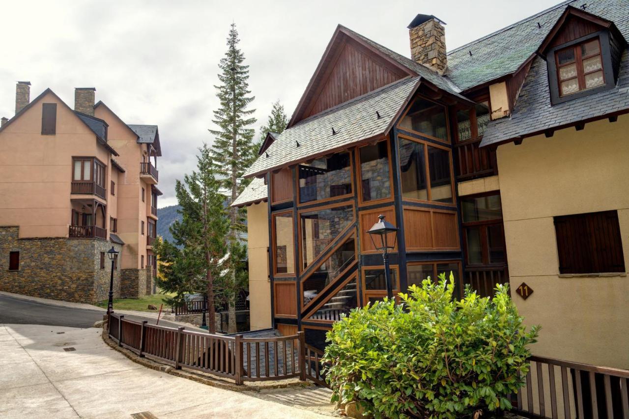 Lebre By Totiaran Apartment Naut Aran Exterior photo