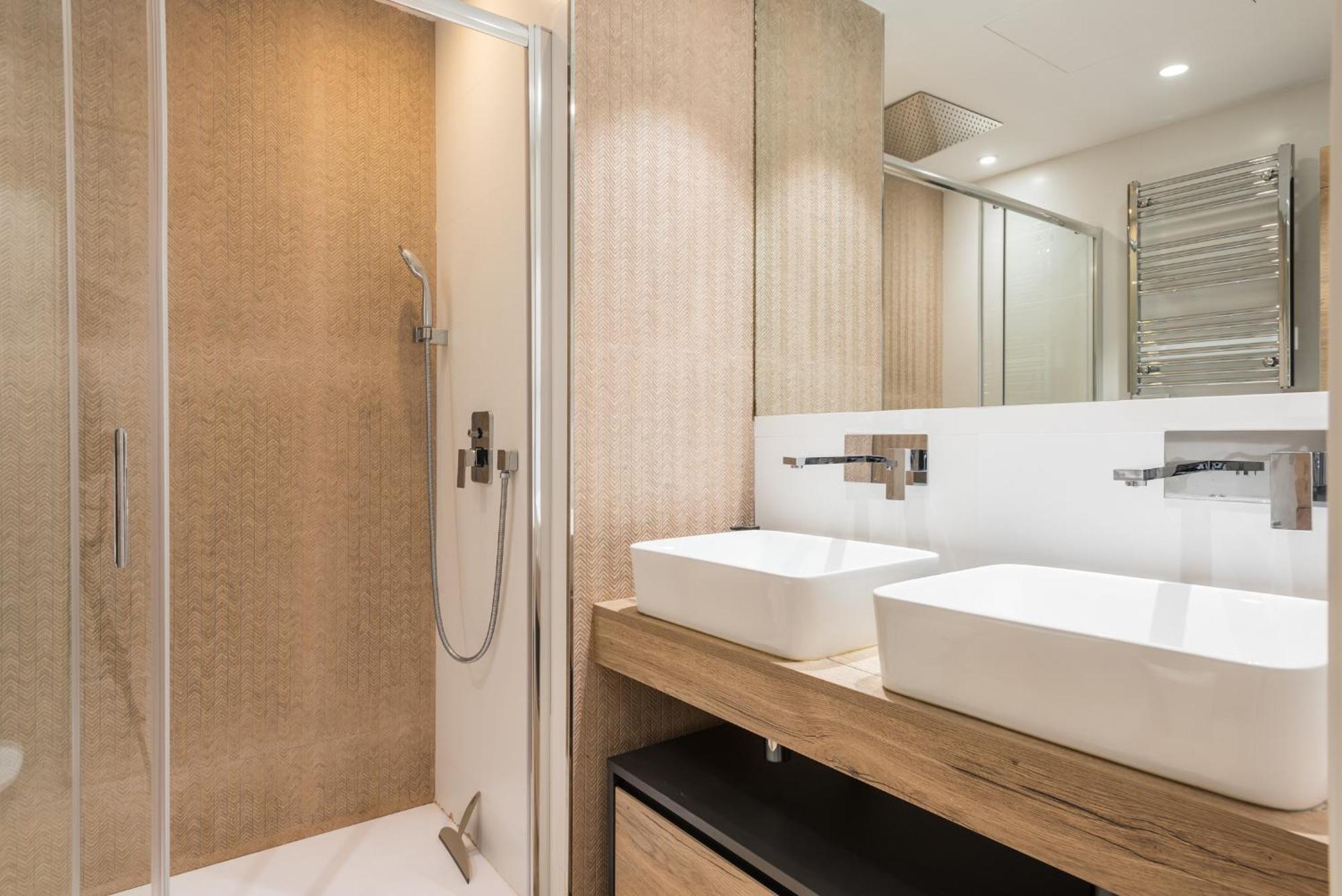 Lebre By Totiaran Apartment Naut Aran Exterior photo